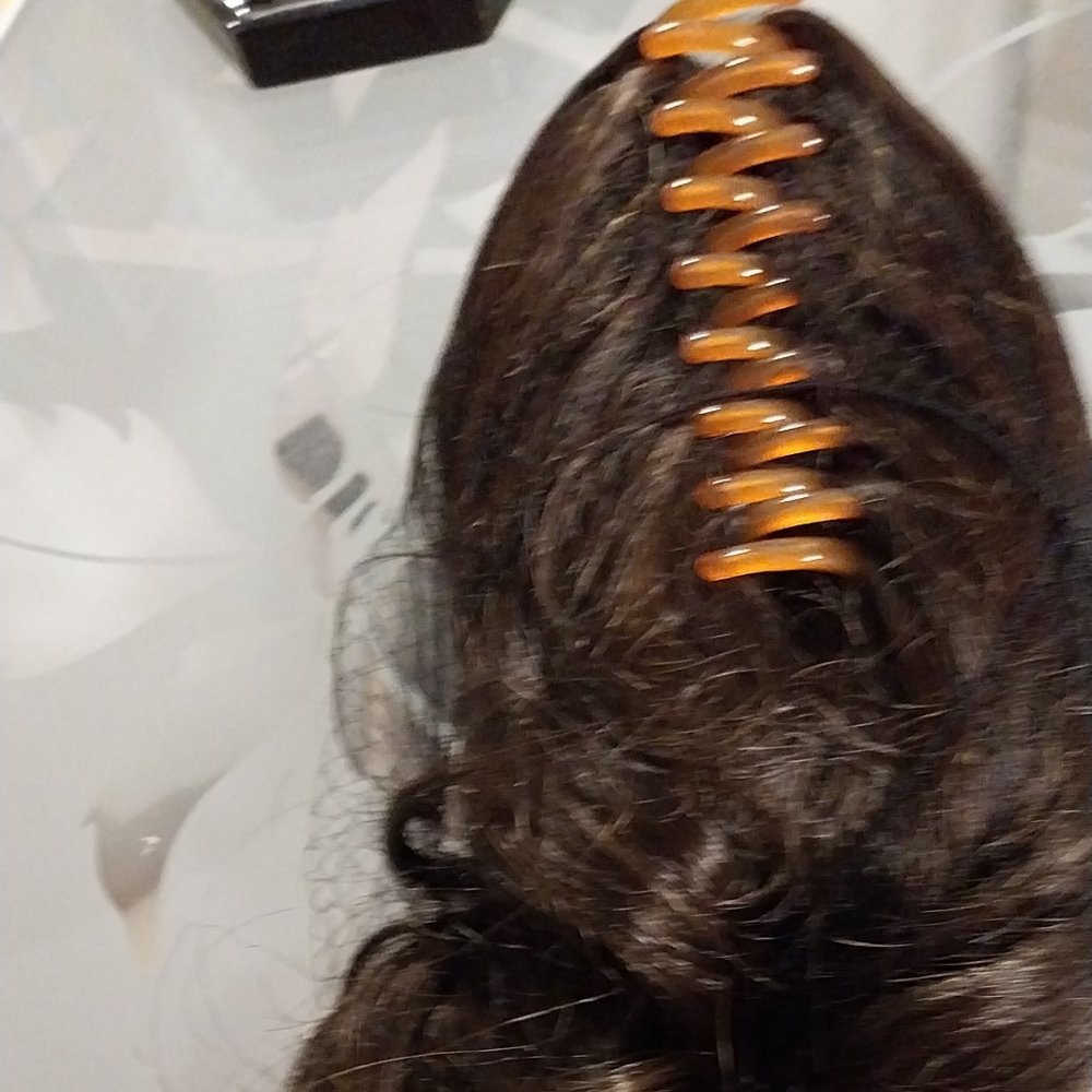 Brand New  Revlon Easy clip on hair pieces